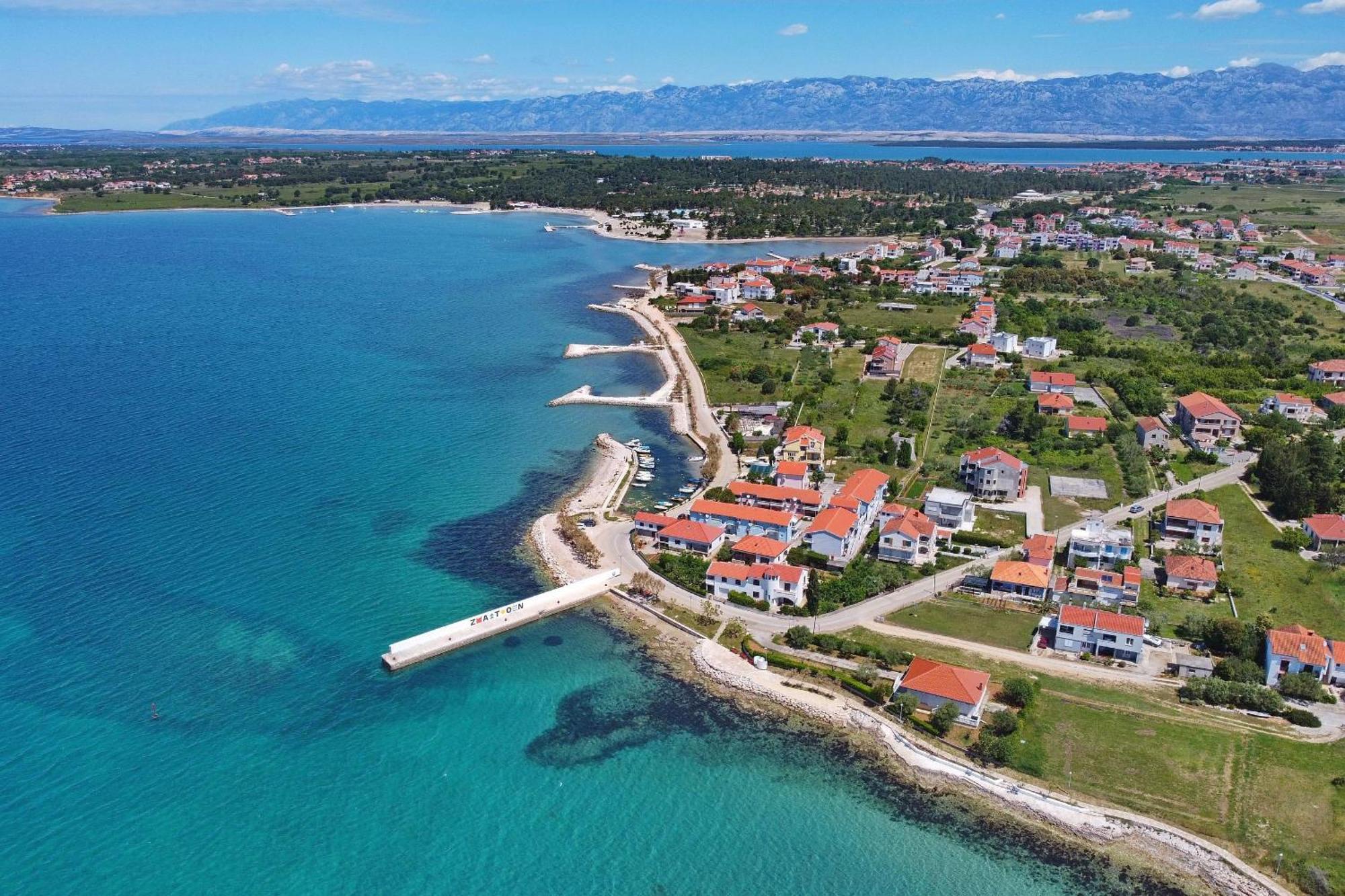 Apartments Romansa Затон Экстерьер фото