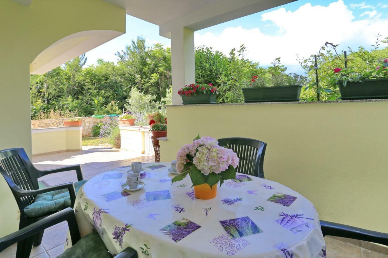 Apartments Romansa Затон Экстерьер фото
