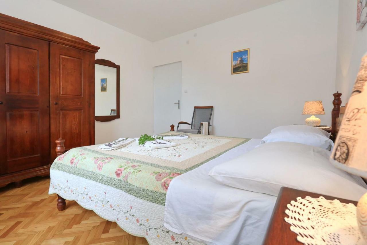 Apartments Romansa Затон Экстерьер фото